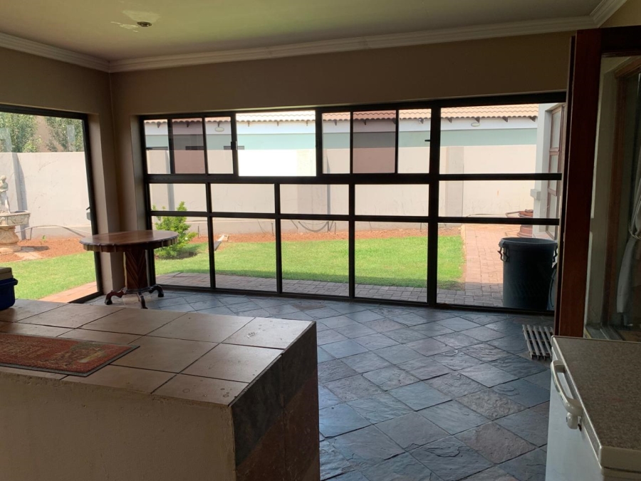 3 Bedroom Property for Sale in Vanderbijlpark SE 8 Gauteng