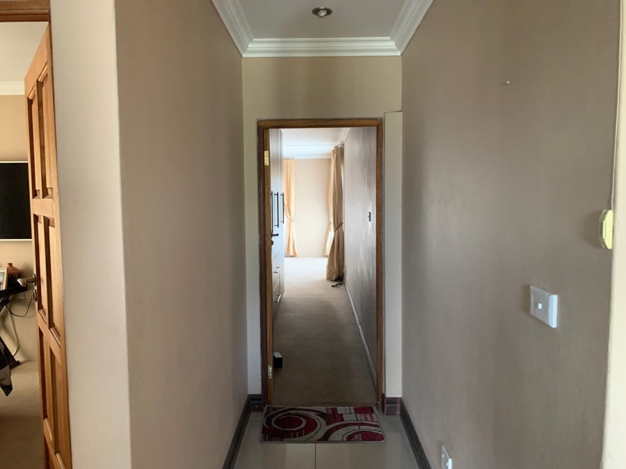 3 Bedroom Property for Sale in Vanderbijlpark SE 8 Gauteng