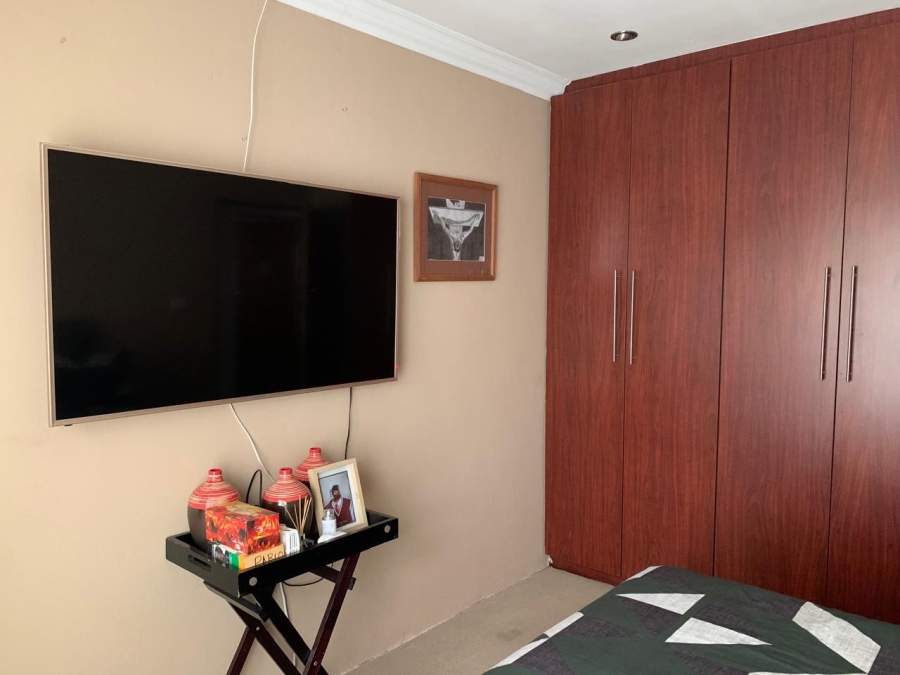 3 Bedroom Property for Sale in Vanderbijlpark SE 8 Gauteng