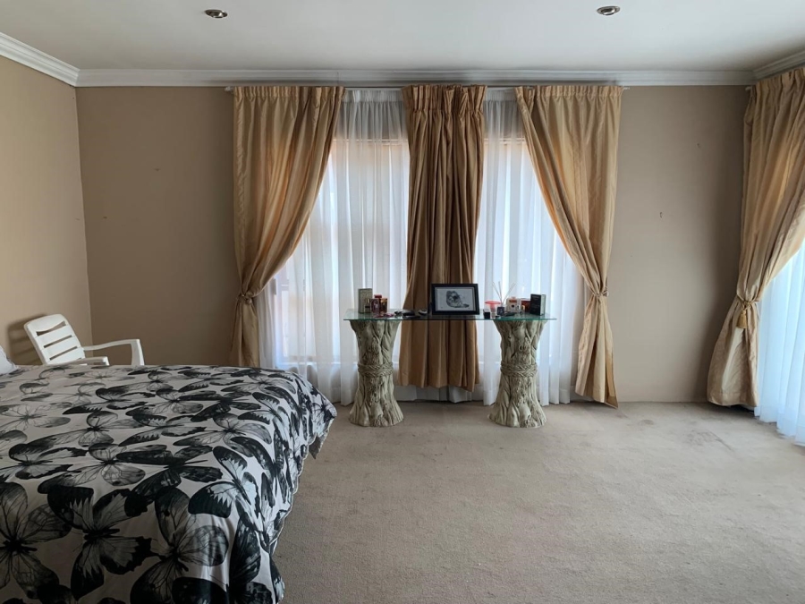 3 Bedroom Property for Sale in Vanderbijlpark SE 8 Gauteng