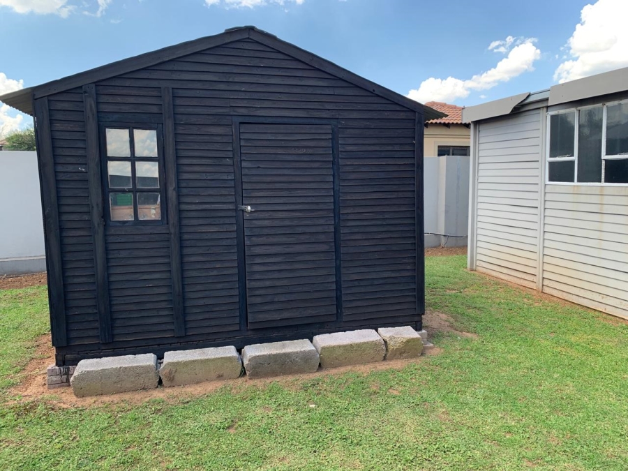 3 Bedroom Property for Sale in Vanderbijlpark SE 8 Gauteng