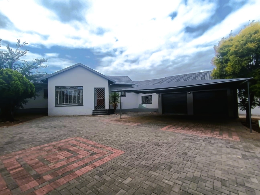 3 Bedroom Property for Sale in Roshnee Gauteng