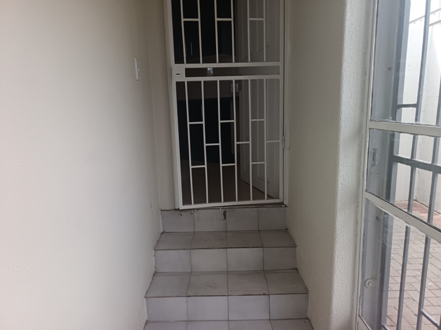 3 Bedroom Property for Sale in Roshnee Gauteng