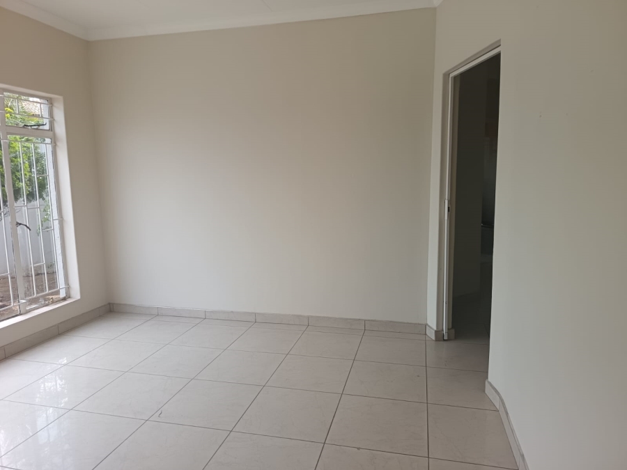 3 Bedroom Property for Sale in Roshnee Gauteng