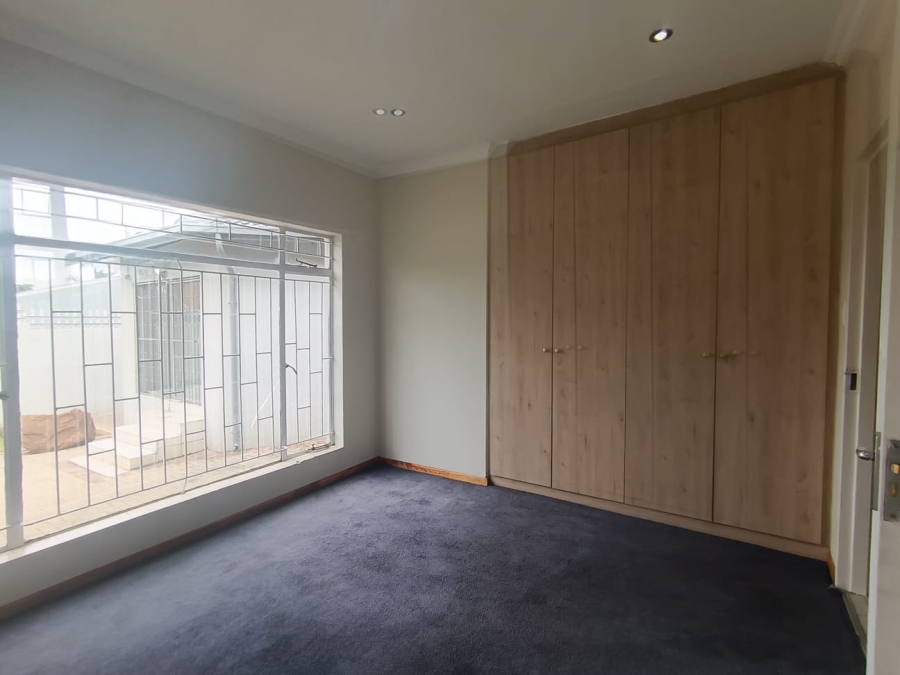 3 Bedroom Property for Sale in Roshnee Gauteng