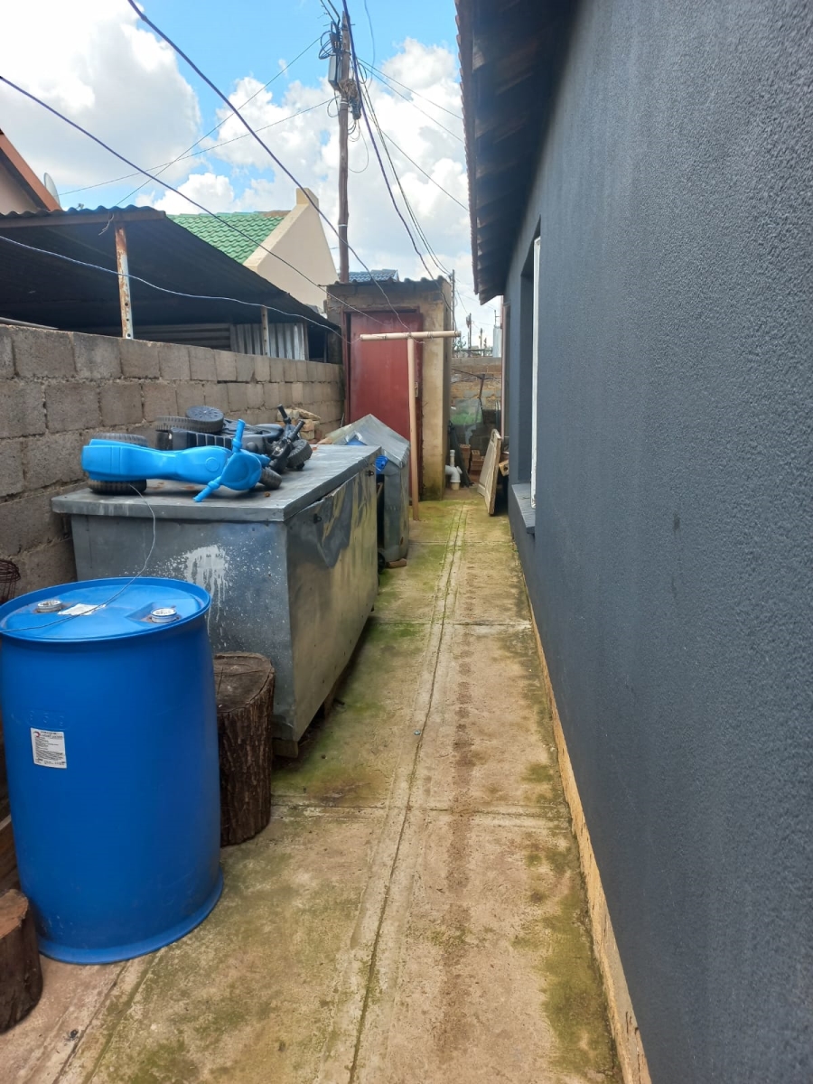 4 Bedroom Property for Sale in Kagiso Gauteng