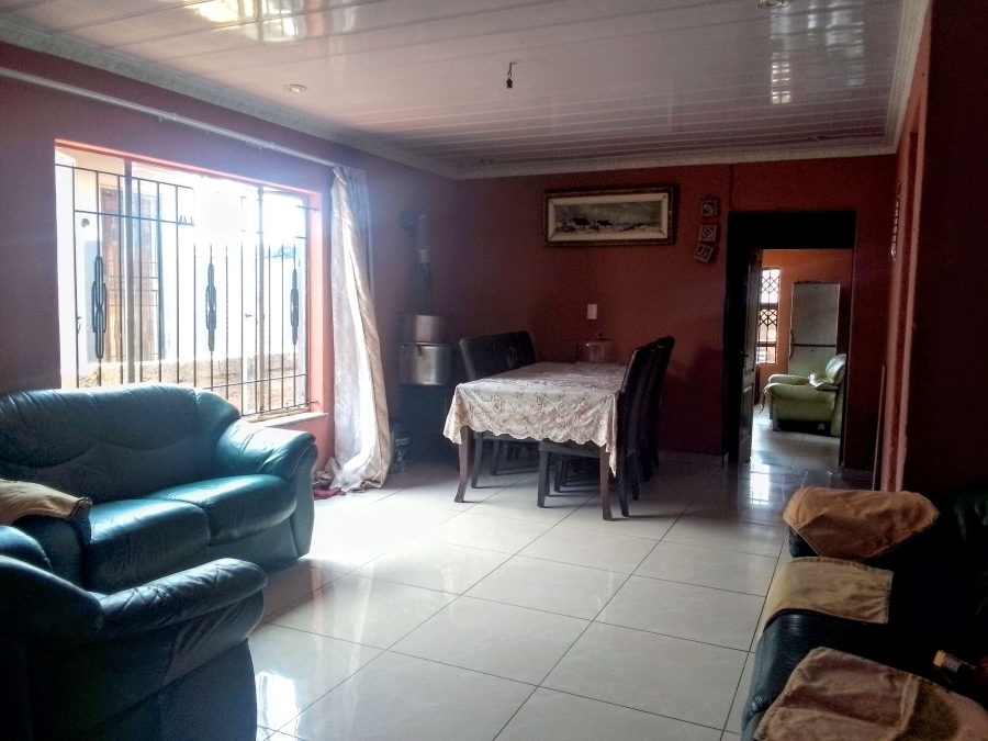 4 Bedroom Property for Sale in Kagiso Gauteng