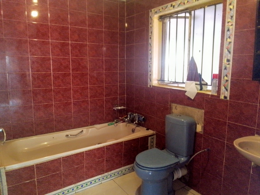 4 Bedroom Property for Sale in Kagiso Gauteng