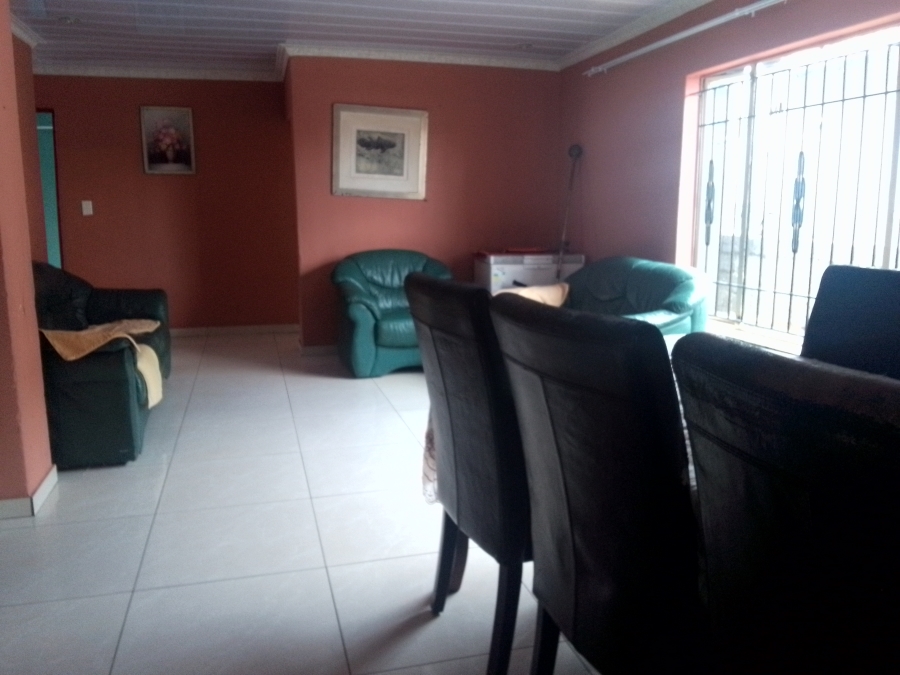 4 Bedroom Property for Sale in Kagiso Gauteng