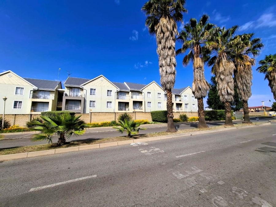 1 Bedroom Property for Sale in Riverspray Lifestyle Estate Gauteng