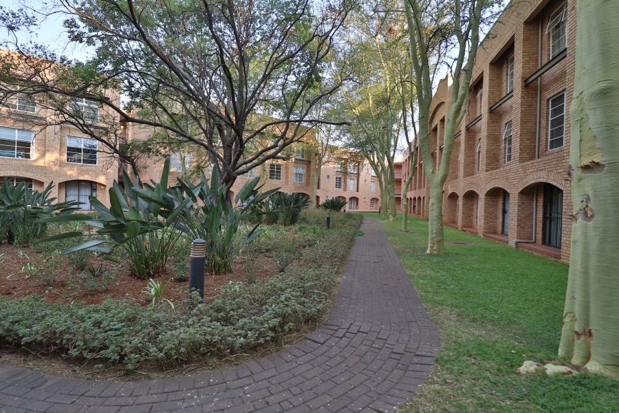 1 Bedroom Property for Sale in Hillcrest Gauteng