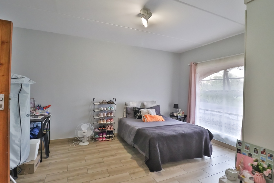 1 Bedroom Property for Sale in Hillcrest Gauteng