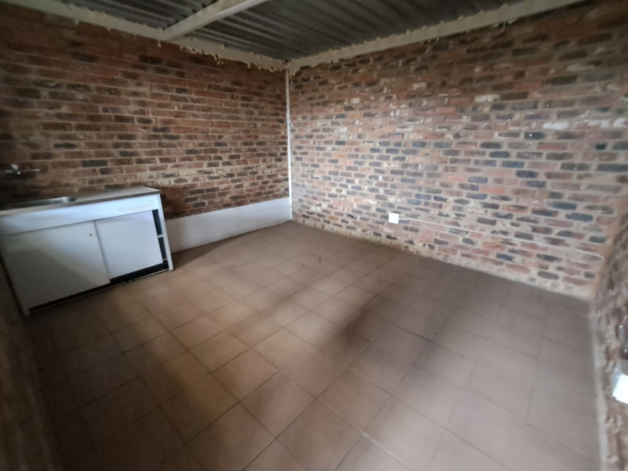 To Let commercial Property for Rent in Noldick Gauteng