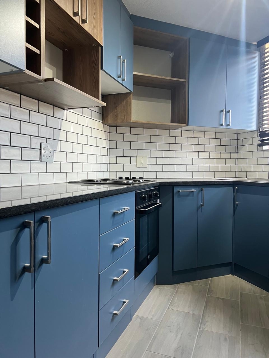 To Let 2 Bedroom Property for Rent in Victory Park Gauteng