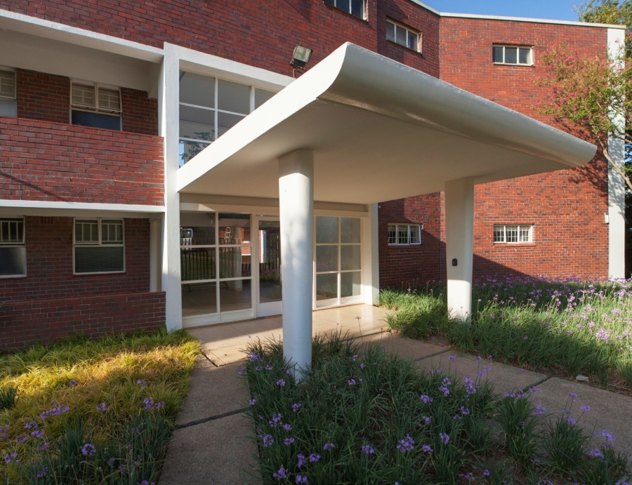 2 Bedroom Property for Sale in Waverley Gauteng