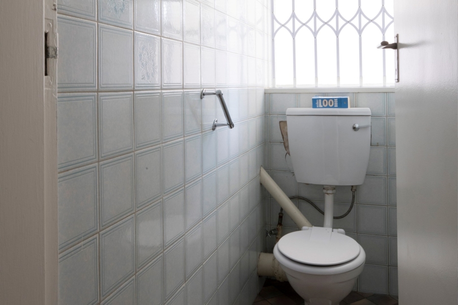 2 Bedroom Property for Sale in Waverley Gauteng