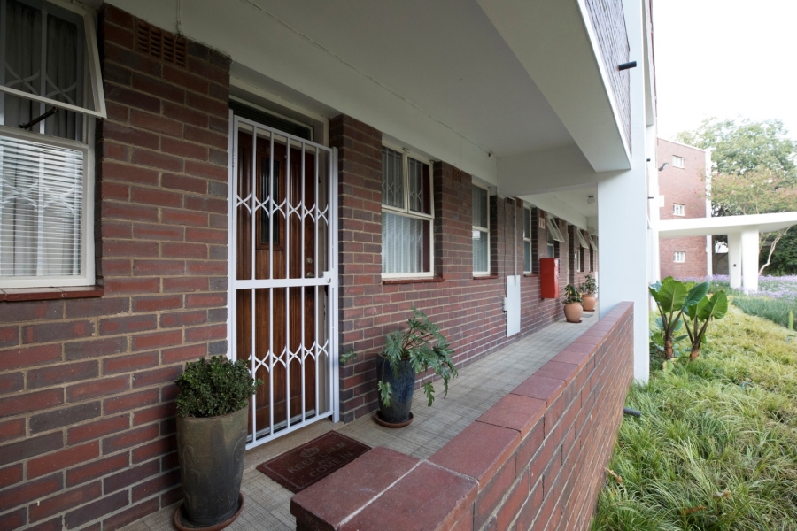 2 Bedroom Property for Sale in Waverley Gauteng