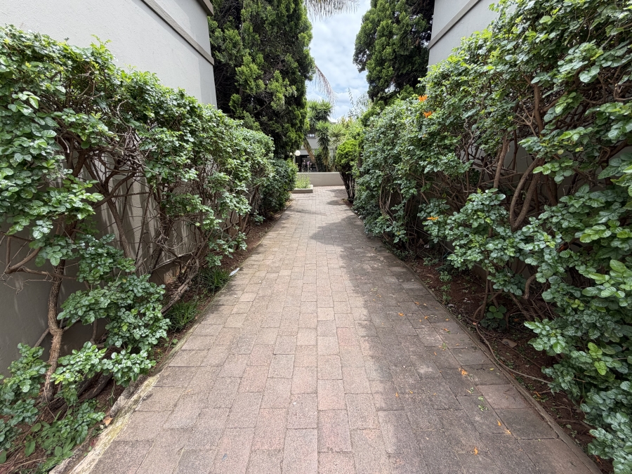 4 Bedroom Property for Sale in Eldo Glen Gauteng