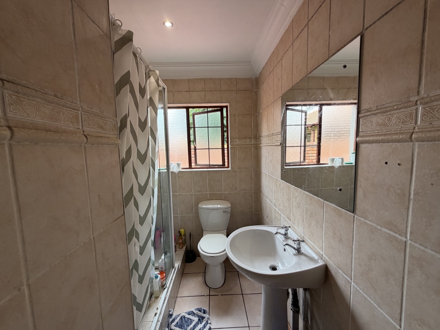 4 Bedroom Property for Sale in Eldo Glen Gauteng