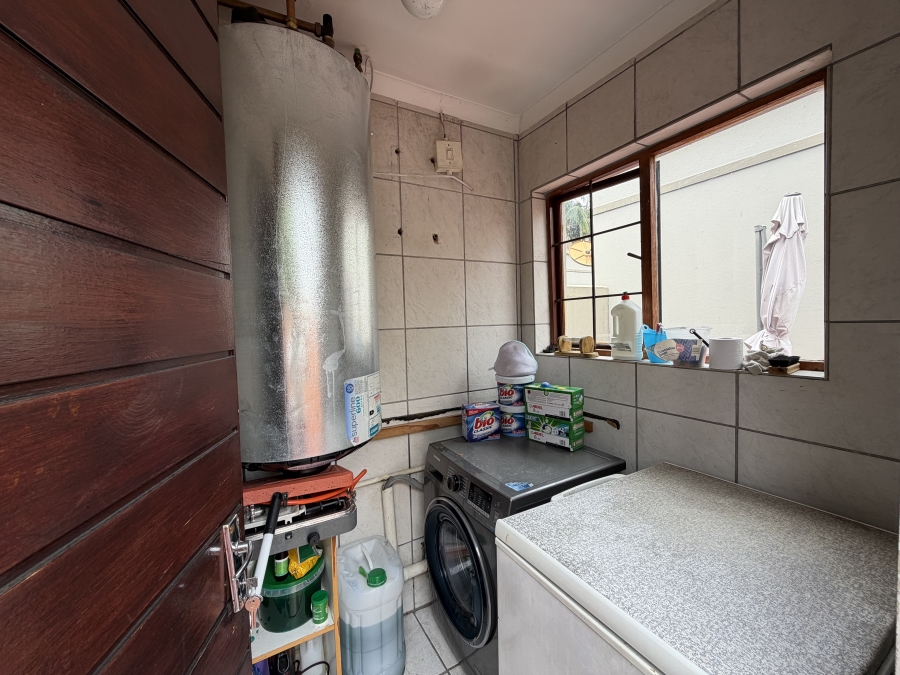 4 Bedroom Property for Sale in Eldo Glen Gauteng