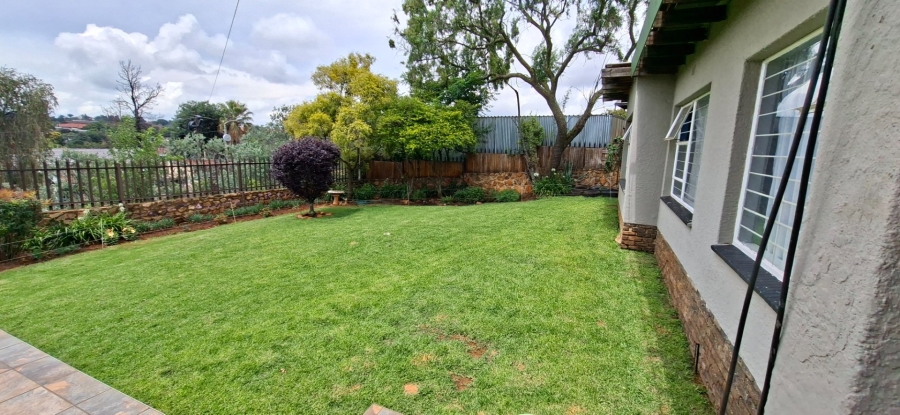 3 Bedroom Property for Sale in Breaunanda Gauteng