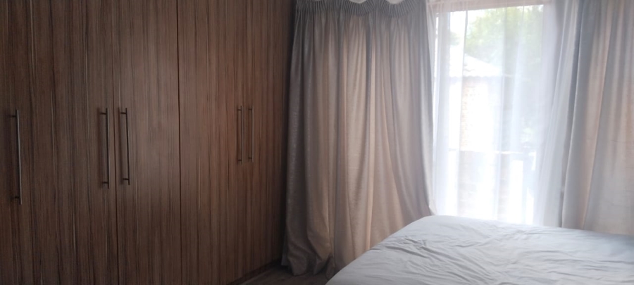 To Let 2 Bedroom Property for Rent in Willowbrook Gauteng