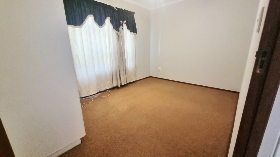 3 Bedroom Property for Sale in Noordwyk Gauteng