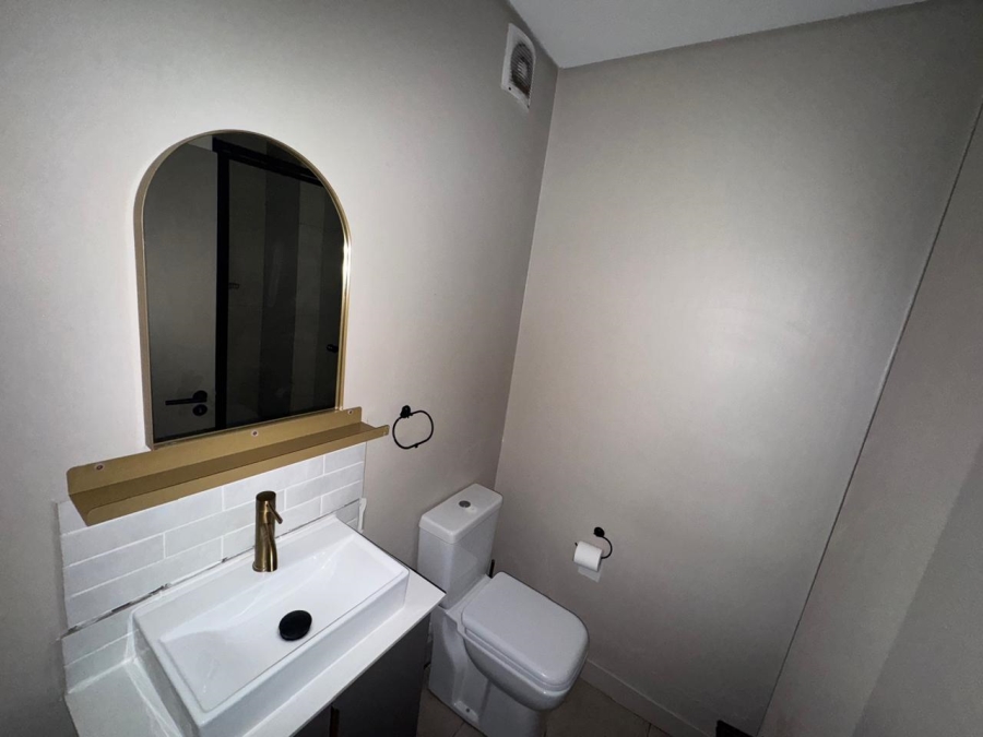 To Let 1 Bedroom Property for Rent in Sandton Central Gauteng