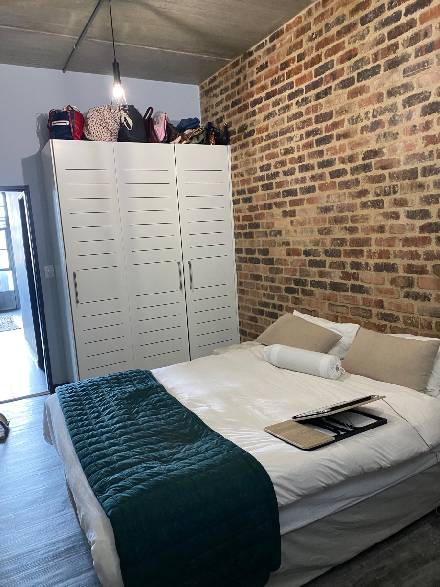 1 Bedroom Property for Sale in Braamfontein Werf Gauteng