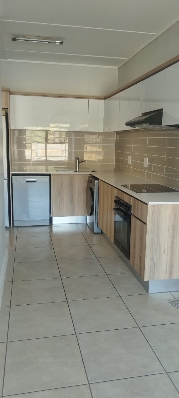 To Let 1 Bedroom Property for Rent in Linbro Park Gauteng