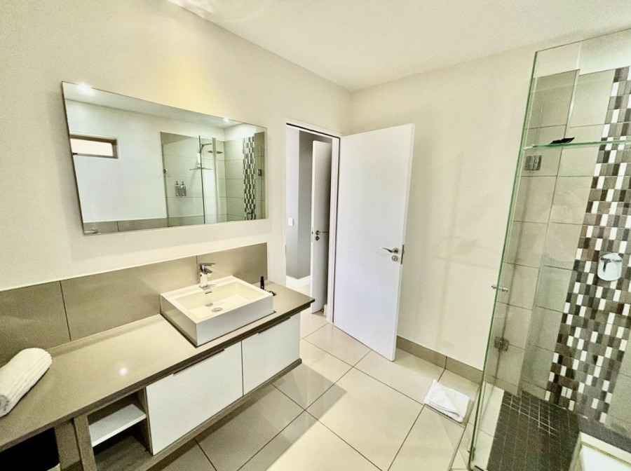 To Let 2 Bedroom Property for Rent in Rosebank Gauteng