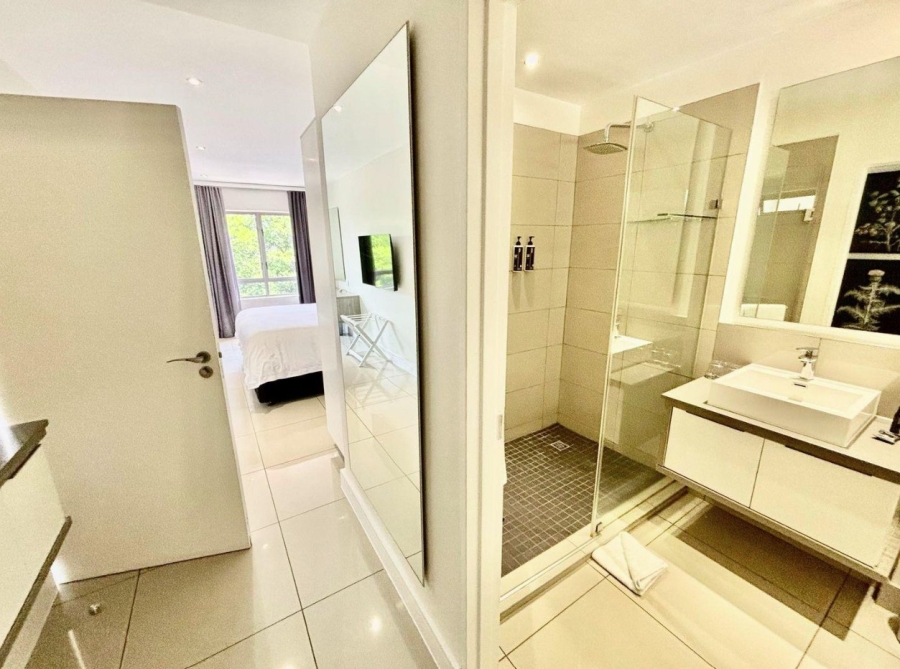 To Let 2 Bedroom Property for Rent in Rosebank Gauteng