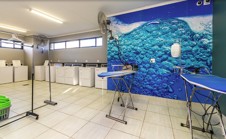 To Let 1 Bedroom Property for Rent in Waterfall Gauteng