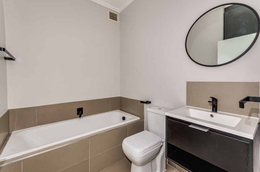 To Let 2 Bedroom Property for Rent in Bryanston Gauteng