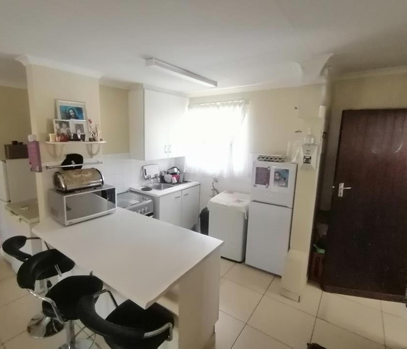 2 Bedroom Property for Sale in Verwoerdpark Gauteng