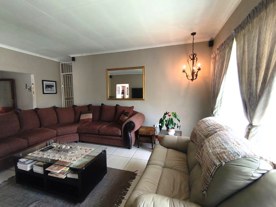 4 Bedroom Property for Sale in Randhart Gauteng