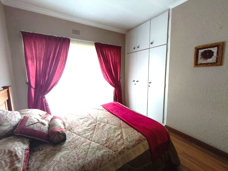 4 Bedroom Property for Sale in Randhart Gauteng