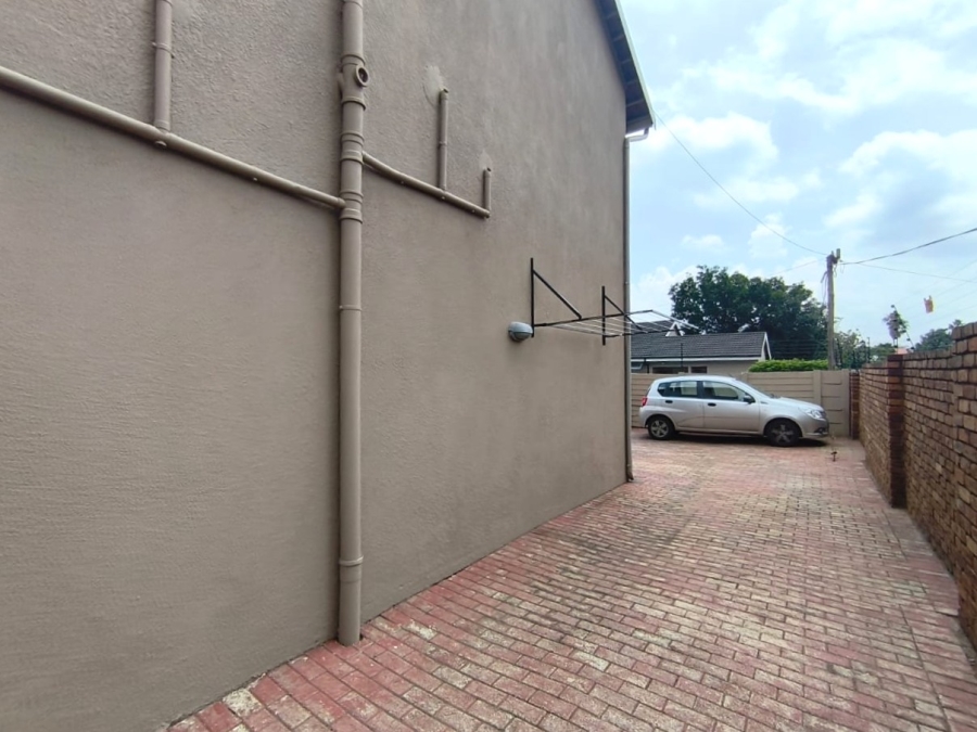 4 Bedroom Property for Sale in Randhart Gauteng