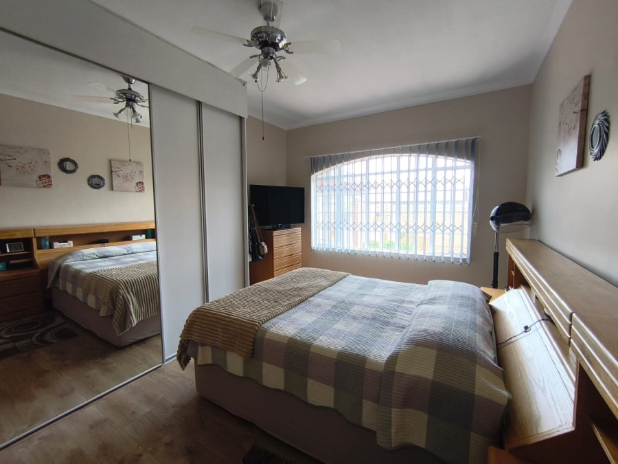 4 Bedroom Property for Sale in New Redruth Gauteng