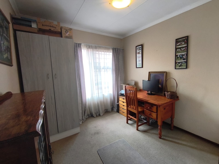 3 Bedroom Property for Sale in New Market Park Gauteng