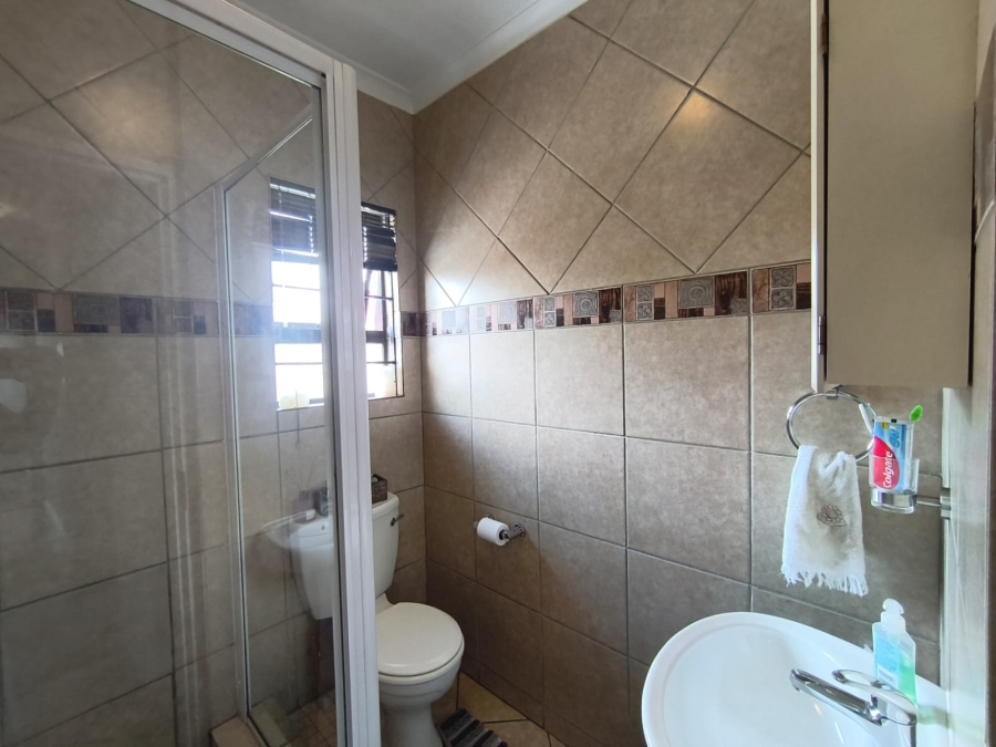 3 Bedroom Property for Sale in New Market Park Gauteng