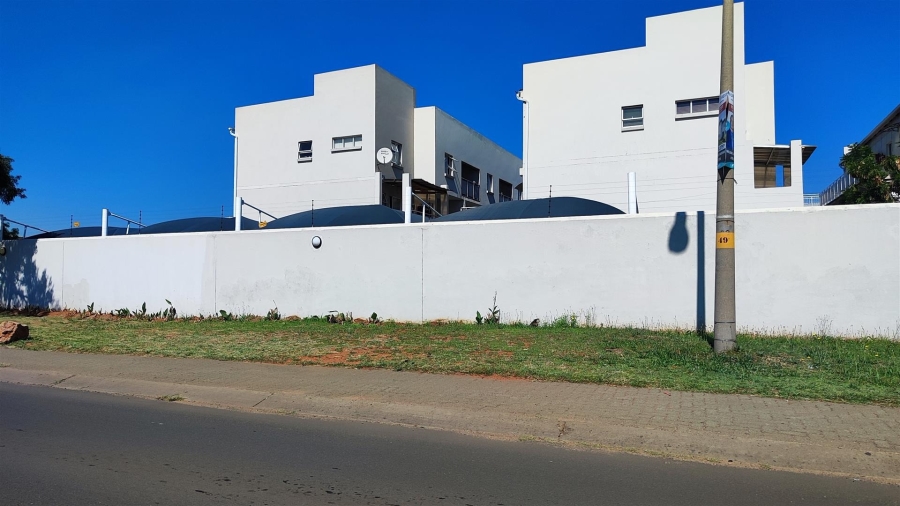 2 Bedroom Property for Sale in Mayberry Park Gauteng