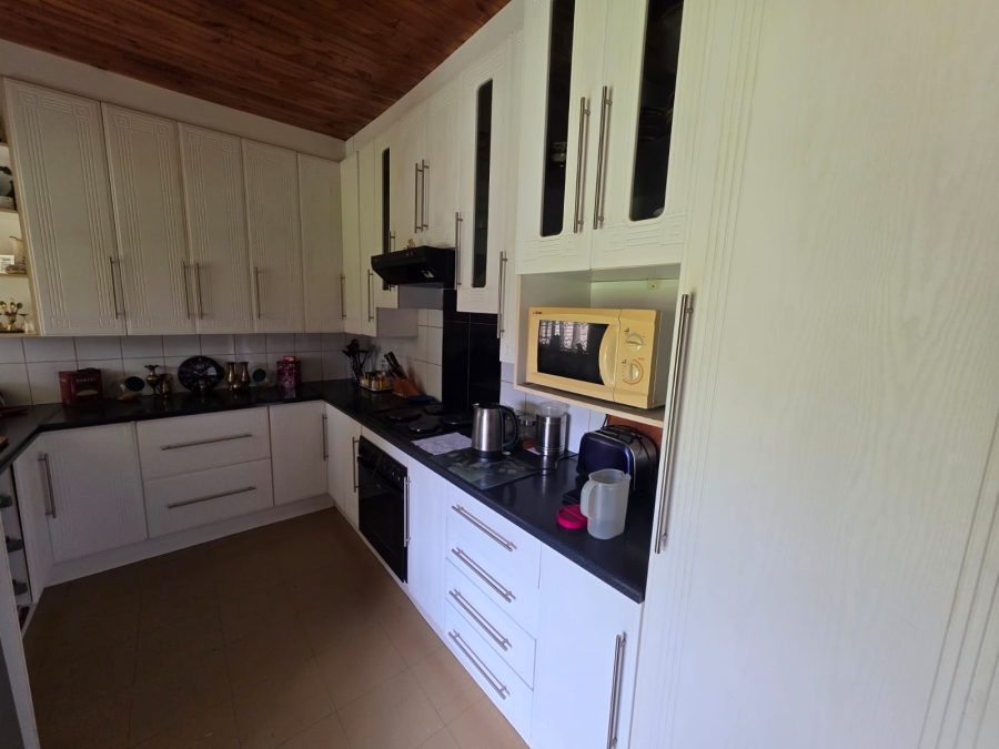 3 Bedroom Property for Sale in Vanderbijlpark Cw 6 Gauteng