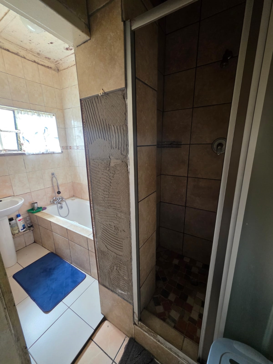 3 Bedroom Property for Sale in Vanderbijlpark Cw 6 Gauteng
