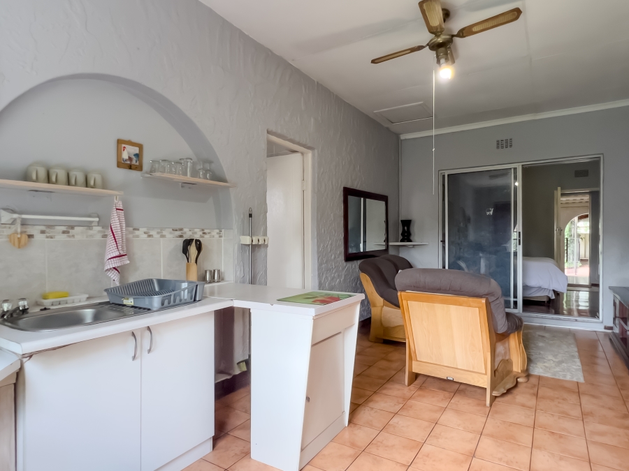 1 Bedroom Property for Sale in Nimrod Park Gauteng