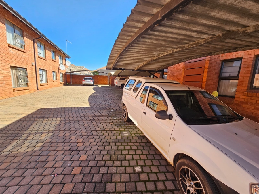 3 Bedroom Property for Sale in Florentia Gauteng