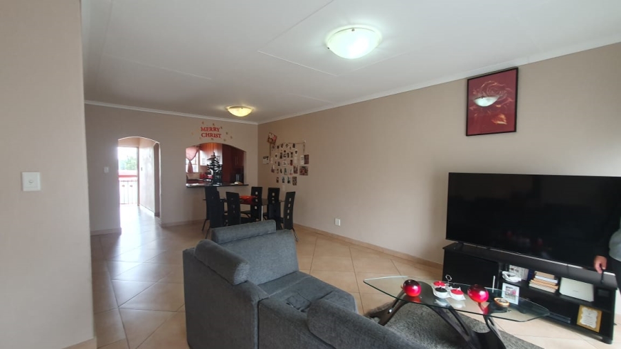 3 Bedroom Property for Sale in Brackendowns Gauteng