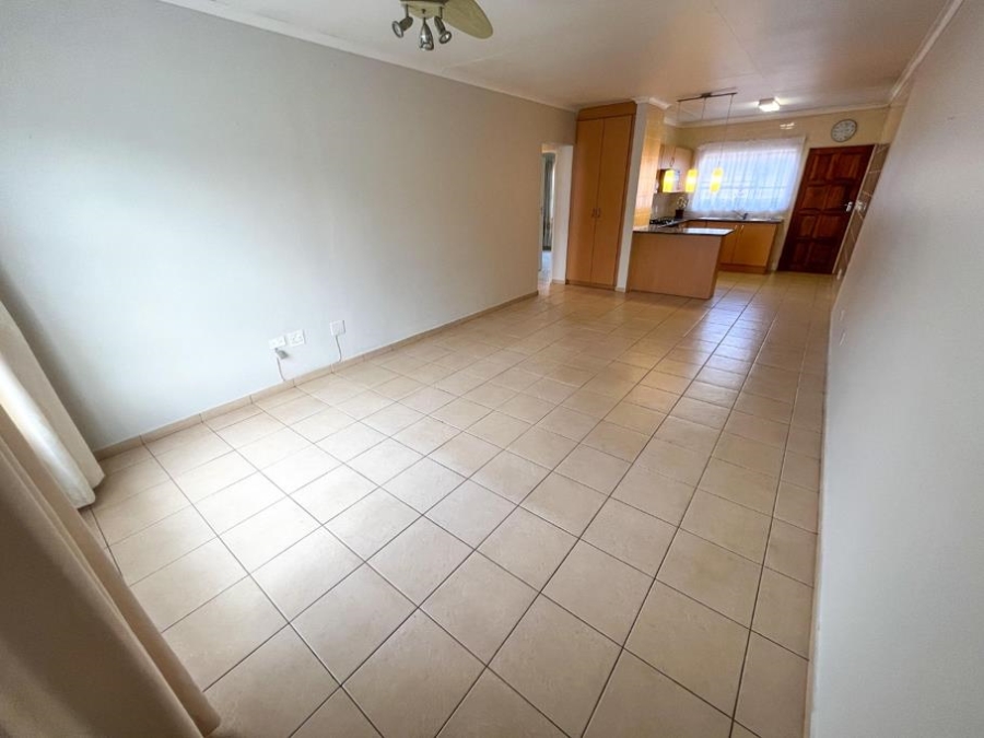 2 Bedroom Property for Sale in Mulbarton Gauteng