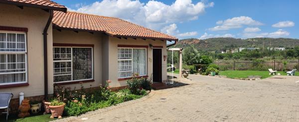 2 Bedroom Property for Sale in Mulbarton Gauteng