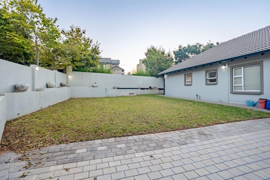 5 Bedroom Property for Sale in Country View Estate Gauteng